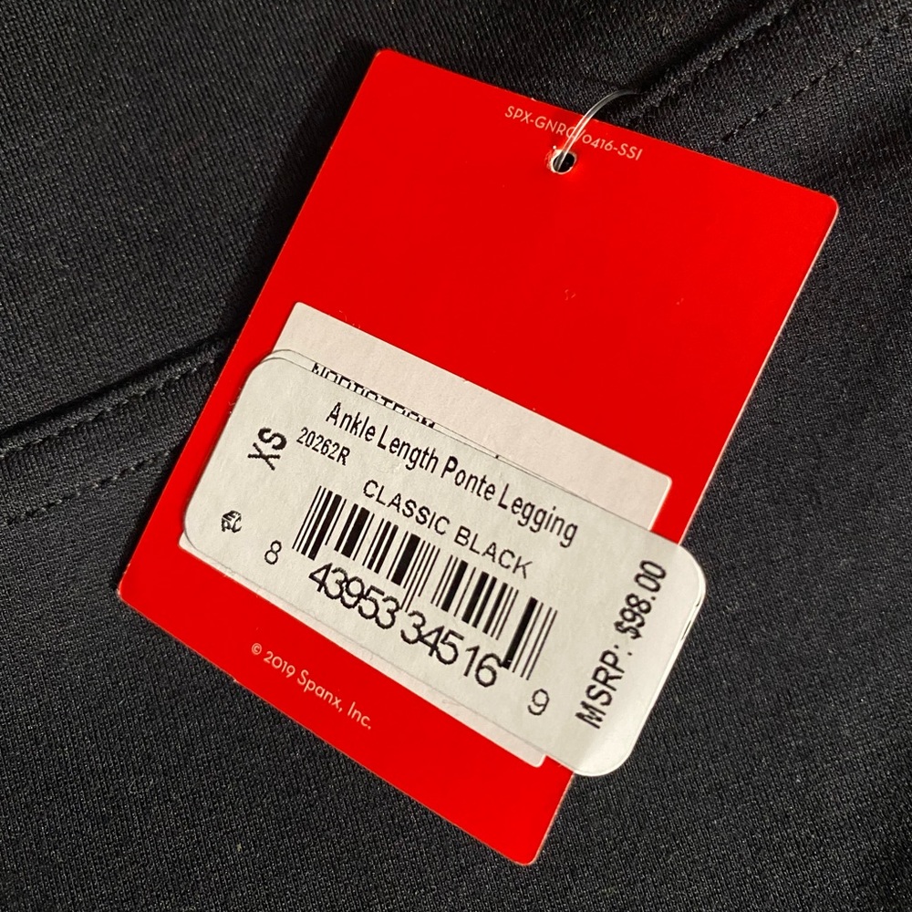 SOLD ⚠️ SPANX Ponte Leggings - Picture 4 of 8